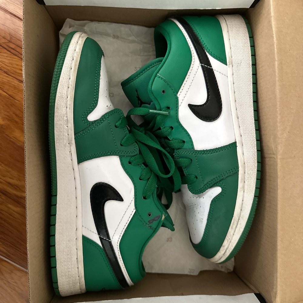 Jordan One Lowtop Sneakers Green